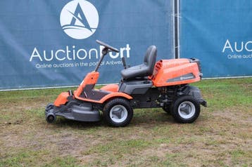 Veiling: Zitmaaier Husqvarna R11C Benzine 13.5pk, Tuin en Terras, Zitmaaiers, Ophalen, Gebruikt, Husqvarna