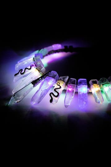 KIMU® Haarband Bergkristal Zilver LED Slangen Helder Kristal, Kleding | Dames, Carnavalskleding en Feestkleding, Ophalen of Verzenden