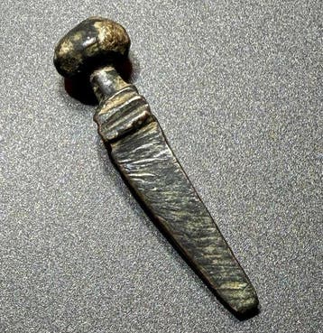 Oud-Romeins Brons Oud-Romaans bronzen embleemachtig amulet