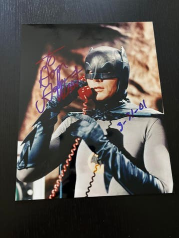 Batman - Gesigneerde foto door Adam Best (Batman), Verzamelen, Film en Tv, Ophalen of Verzenden, Nieuw, Film, Foto of Kaart