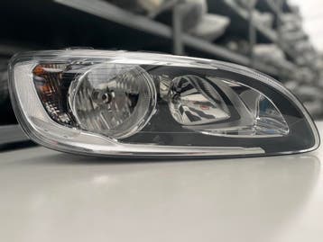 VOLVO V60 S60 2 LIFT HALOGEN KOPLAMP RECHTS 31420270, Verzenden, Gebruikt, Volvo