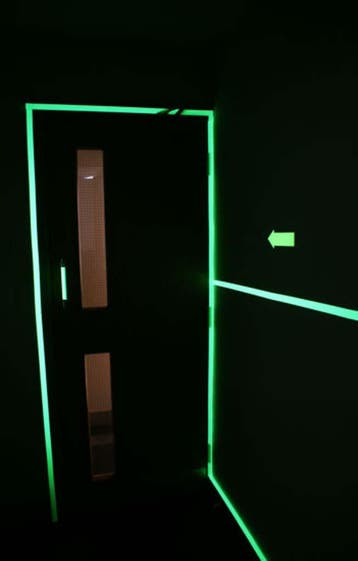 Glow  -  in  -  the  -  dark nalichtende tape voor, Verzenden