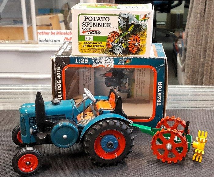 Kovap Nachod (Agro) - Speelgoed tractor Lanz Bulldog 4016 -, Antiek en Kunst, Antiek | Speelgoed