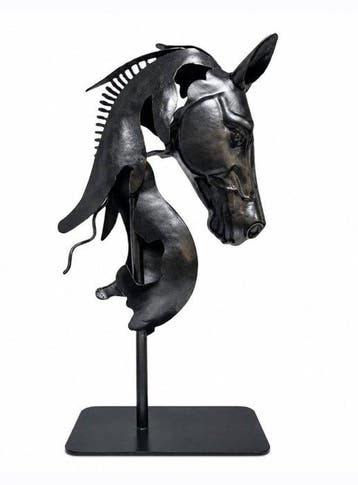 Elegant Black Metal Horse Head Sculpture - sculptuur, HORSE