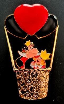 Disney Luchtballon Hartenkoningin en Koning pin, Verzamelen, Verzenden, Nieuw, Figuurtje, Speldje of Pin