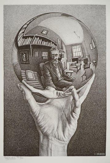 M.C. Escher (1898-1972) - Main avec globe réfléchissant, Antiek en Kunst
