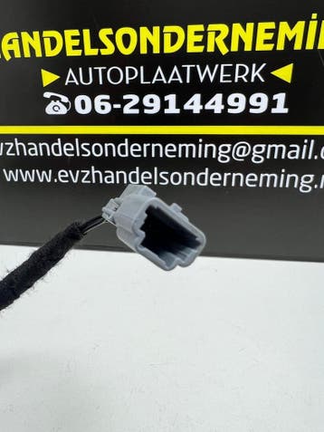 Renault Clio veiligheidsgordel insteek links achter bj.2017, Gebruikt, Renault