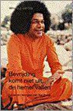 Bevrijding komt niet uit de hemel vallen 9789020255737, Boeken, Verzenden, Gelezen, W.G.J. van Dijk