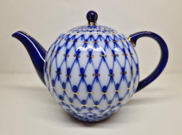 Lomonosov Imperial Porcelain Manufactory - Theepot -
