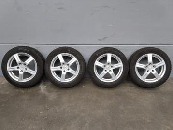 Toyota Auris winterset 16 inch Michelin 6,7 mm, Gebruikt, 16 inch, Banden en Velgen, Personenwagen