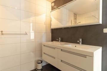 Te Huur 4 Kamer Appartement Vollenhoveschans In Almere, Huizen en Kamers, Huizen te huur, Direct bij eigenaar, Almere, Appartement