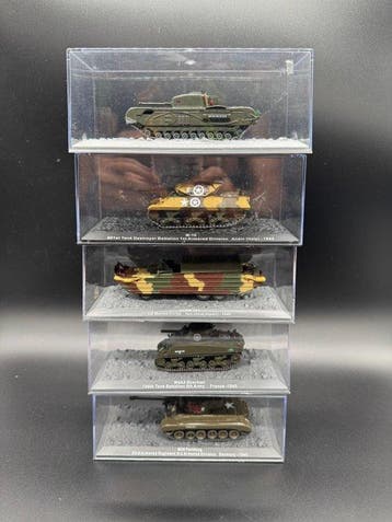 IXO 1:72 - Model militair voertuig (5) - Set di modelli:, Nieuw