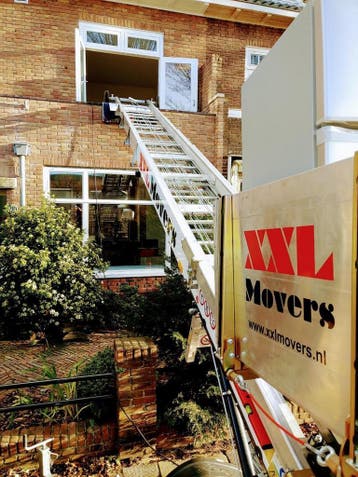 Verhuisbedrijf XXL Movers Amsterdam, Koeriersdiensten