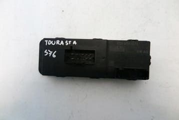 moduul achterklepregelaar Volkswagen Touran 5TA 5Q0959107L, Verzenden, Gebruikt