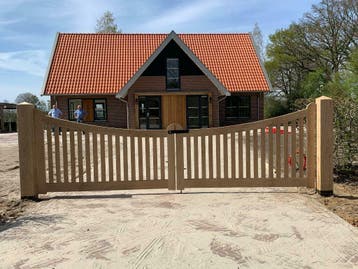 Stijlvolle Eiken Toegangspoort, Tuin en Terras, 100 tot 150 cm, Nieuw, Ophalen of Verzenden, Hout