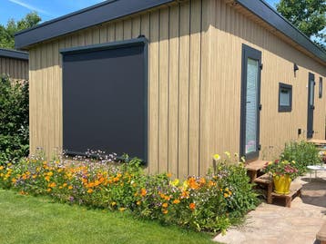 Chalet, tinyhouse of mantelzorgwoning te koop nieuw, Caravans en Kamperen, Stacaravans, Tot en met 6