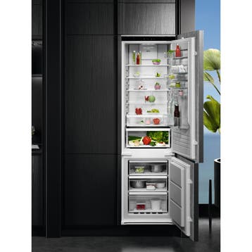 €1199 AEG Series 6000 NSC6M191ES Ingebouwd 269 l E Wit, Ophalen of Verzenden, Nieuw, 160 cm of meer