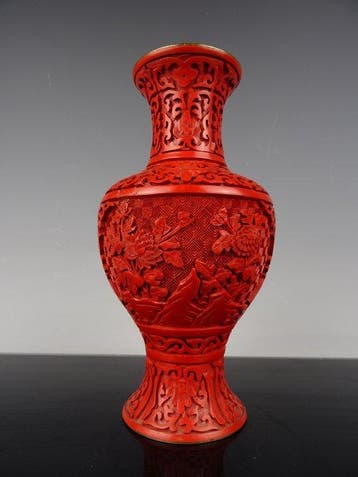 Vaas - Brons, Rood lak - China (Zonder minimumprijs)