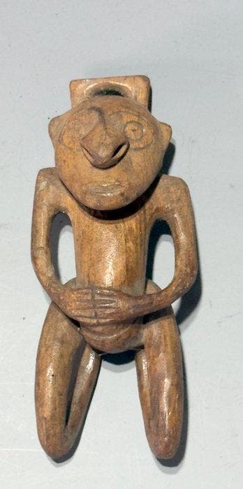 Amulet uit de eilanden nabij de kust van Sepik -