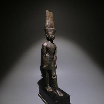 Oud-Egyptisch Brons God Amun-Ra. 26 cm hoog. Late Periode,, Verzamelen