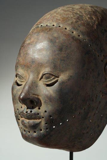 Een bronzen masker - Uitvaart - Ife - Nigeria