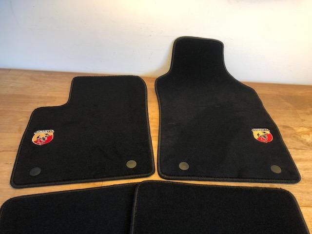 mattenset Fiat 500 Abarth extra zware zwarte velours 4 delig, Auto-onderdelen, Interieur en Bekleding, Nieuw, Fiat, Ophalen of Verzenden