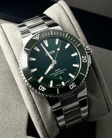 Oris - Aquis Date - 733-7789 - Heren - 2024, Nieuw