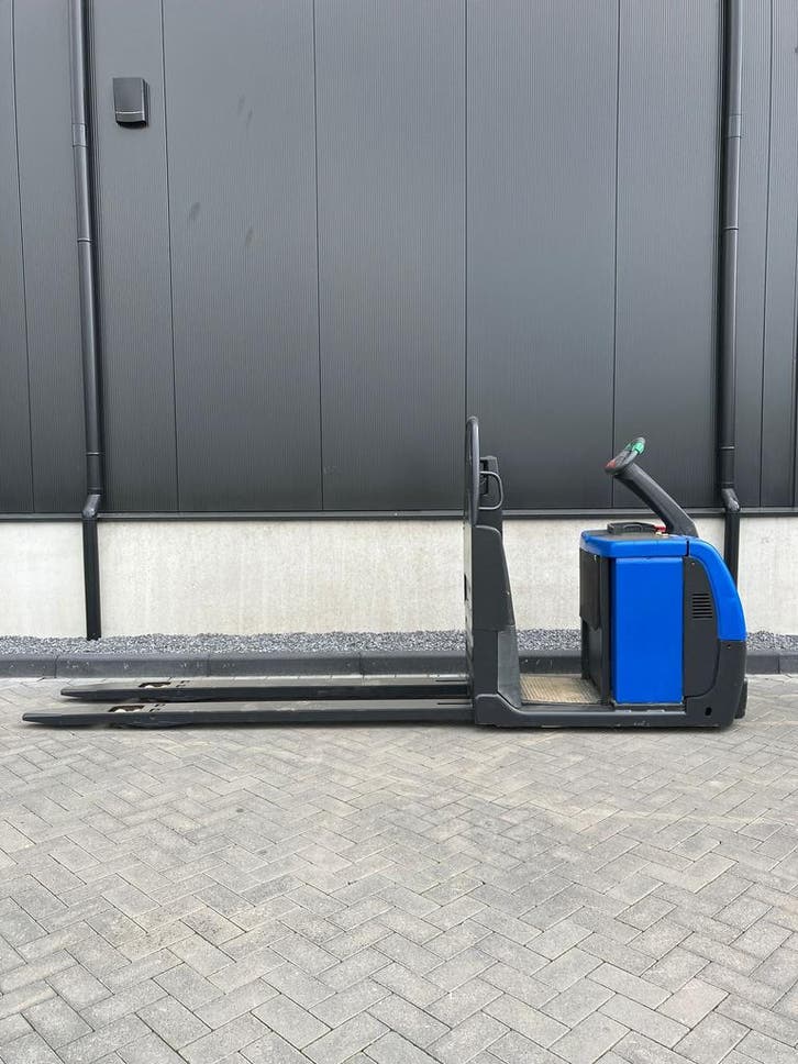 Jungheinrich ECE 225 XL -  Elektrische Palletwagen, Doe-het-zelf en Verbouw, Palletwagens en Pompwagens, Ophalen of Verzenden