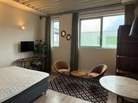 Studio Esperantostraat in Den Haag, Huizen en Kamers, Den Haag, Via bemiddelaar, Zuid-Holland, Studio