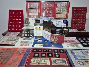 Wereld. Gold Mini Ingot, incl. Silver Coins, Proof Sets, UNC