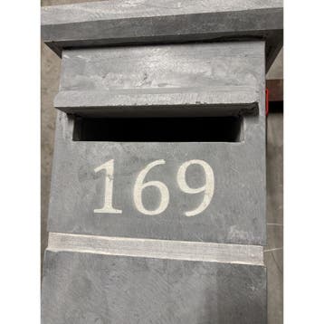 Basic graveren van huisnummer in natuursteen brievenbus, Tuin en Terras, Verzenden, Nieuw