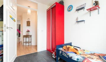 Te huur Studio Dirk Hoogenraadstraat in Den Haag, 20 tot 35 m², Den Haag