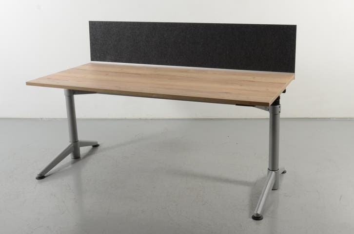 Haworth Hexagon elektrisch zit-sta bureau, bladkleur naar, Huis en Inrichting, Bureaus, Ophalen of Verzenden