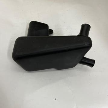 Ducati 750 sport oil tank - 58510041A, Ophalen of Verzenden, Gebruikt