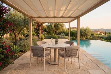 4 Seasons Outdoor Allora tuinset latte met Sarah tafel met, Ophalen of Verzenden, Nieuw
