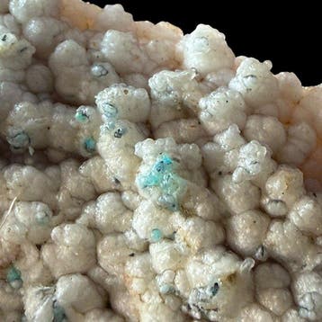 Chrysocolla in chalcedoon: nieuwe vondst uit Indonesië -