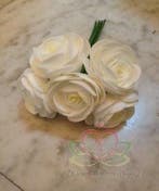 Ranonkels foam Roomwit 6 cm doos 30 stuks, Ophalen of Verzenden, Nieuw