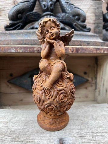 Decoratief ornament - Europa - Engelbeeldje