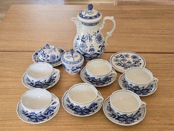 Hutschenreuther - Hutschenreuther Germany Blue Onion Tea –