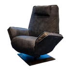 Esila Relaxfauteuil in vol leder met rits stiknaad, showroom, Huis en Inrichting, Fauteuils, Verzenden, Minder dan 75 cm, Nieuw