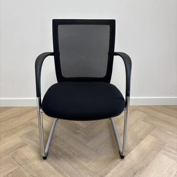 vergaderstoel / sledestoel + gaasrug, zwart - chroom, Ophalen of Verzenden, Gebruikt, Stof, Eén