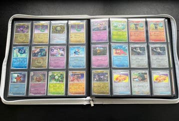 Pokémon - 239 Card - large and special reverse holo rare, Nieuw