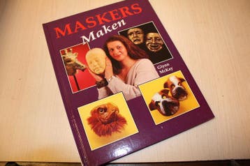 MacKay, G. - Maskers maken / druk 1, Verzenden, Nieuw