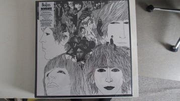 Beatles - Revolver Super Deluxe 4 x Vinyl Edition - LP Box, Nieuw in verpakking