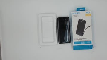 Anker Powerbank, 20.000mAh, 87W, 2 Poorten, Geïntegreerde, Verzenden, Zo goed als nieuw