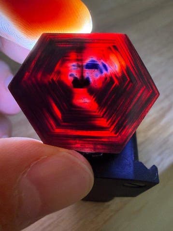 Robijn Extreem zeldzaam! Grote Trapiche robijn. 30,15 ct., Verzamelen