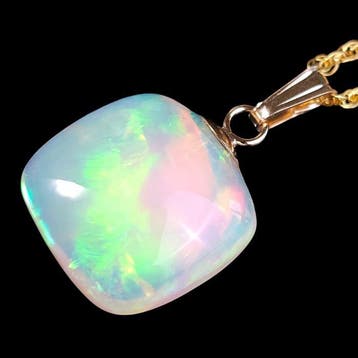 Geen Bod – 6,1 ct Ethiopische Opal-hanger met groen en roze