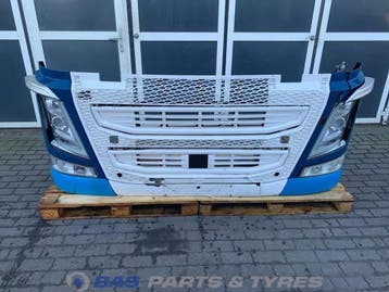 Bumper Volvo FH4 21221138, Ophalen, Gebruikt, Volvo, Carrosserie en Plaatwerk