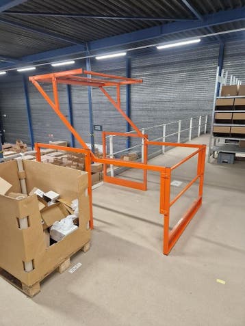 Kantelhek, oranje, gebruikt  (B-Keus), Ophalen of Verzenden