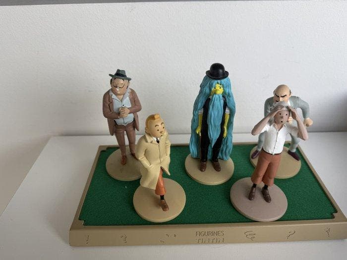 Moulinsart - Kuifje - 5 figurines: Kuifje in regenjas,, Boeken, Strips | Comics